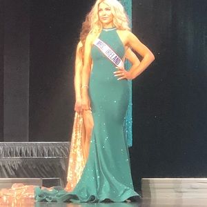 Green jovani dress size 6